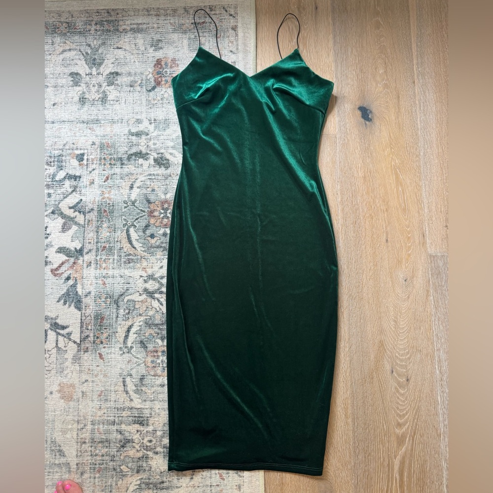 Windsor store green velvet dress medium small midi